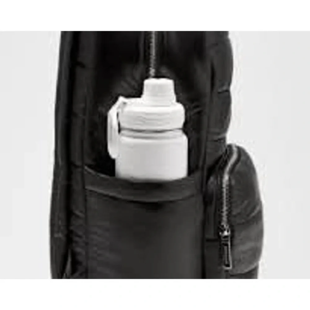 Lululemon-Everywhere Backpack 22L Wunder Puff-Black